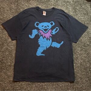 2010's Grateful Dead Bear
Print Tee Shirt 2000's graphic Gildan Size XL